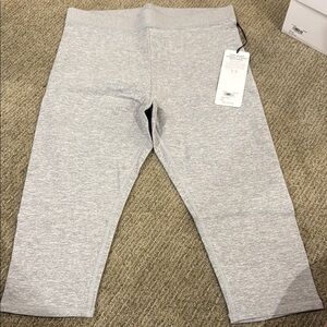 Alo yoga high wait alosoft iconic 90’s capri